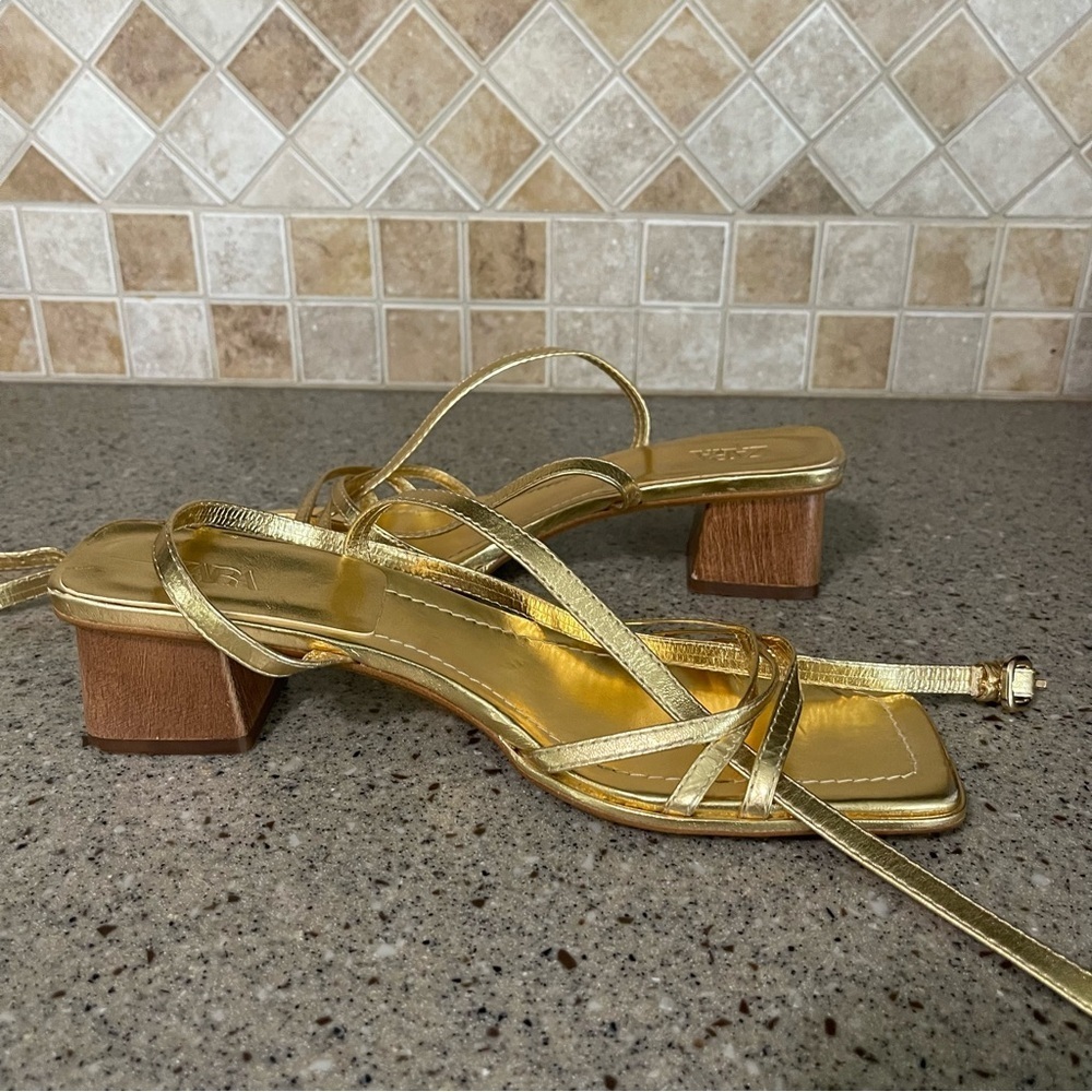 Zara Ankle Wrap Gold Block Heeled Sandal Size 40 - Picture 9 of 14